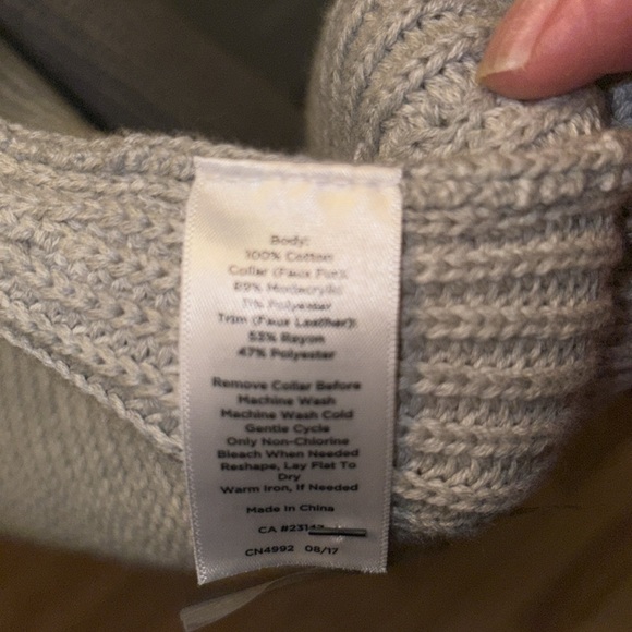 Talbots Faux Fur Collar Rib Knit Duster Length Vest in Dove Gray - Picture 3 of 5